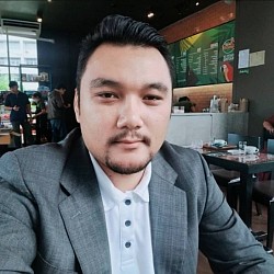 ทีมงานบริหารงาน นาย ยงยุทธ พันธ์หลง